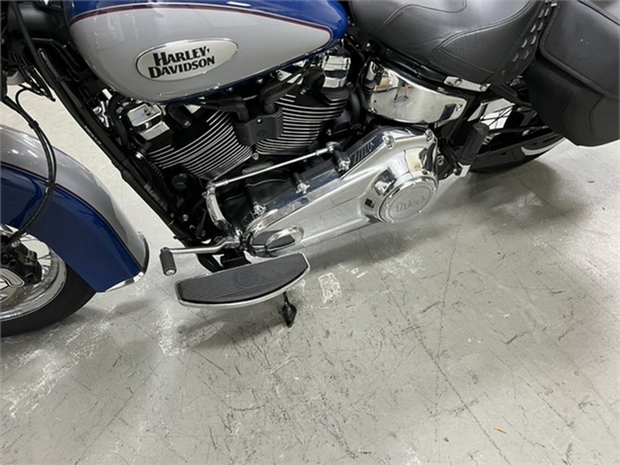 2023 Harley-Davidson FLHCS - Heritage Classic