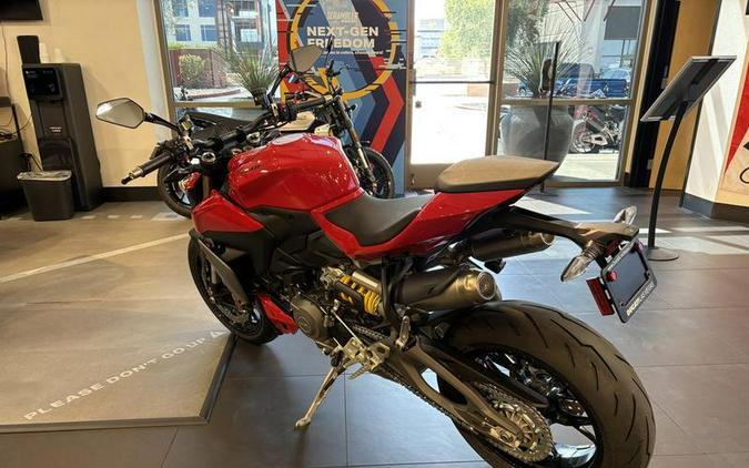 2026 Ducati Streetfighter V2