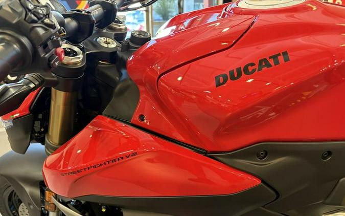 2026 Ducati Streetfighter V2