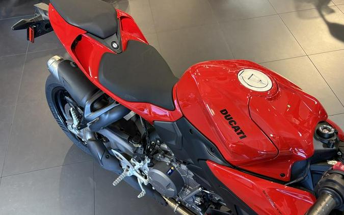 2026 Ducati Streetfighter V2