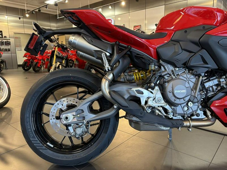 2026 Ducati Streetfighter V2