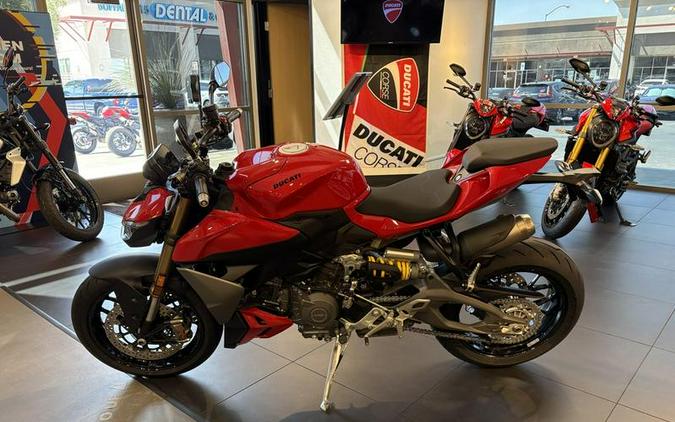 2026 Ducati Streetfighter V2