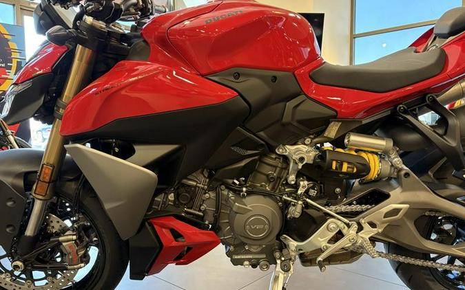 2026 Ducati Streetfighter V2