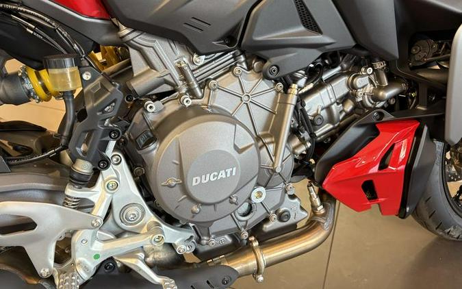 2026 Ducati Streetfighter V2