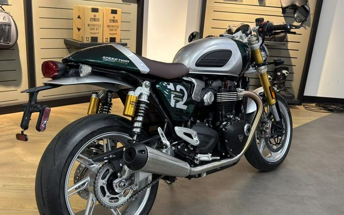 2026 Triumph Speed Twin 1200 Cafe Racer Edition Aluminium silver / Competition green
