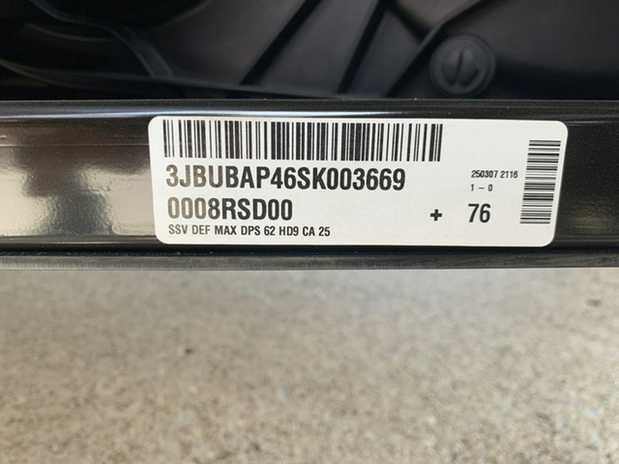 2025 Can-Am Defender MAX DPS HD9 Wildland Camo