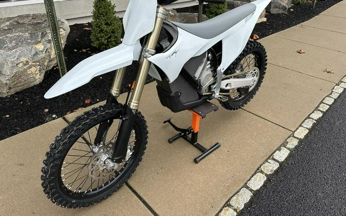 2025 Stark VARG Alpha 19"_80HP