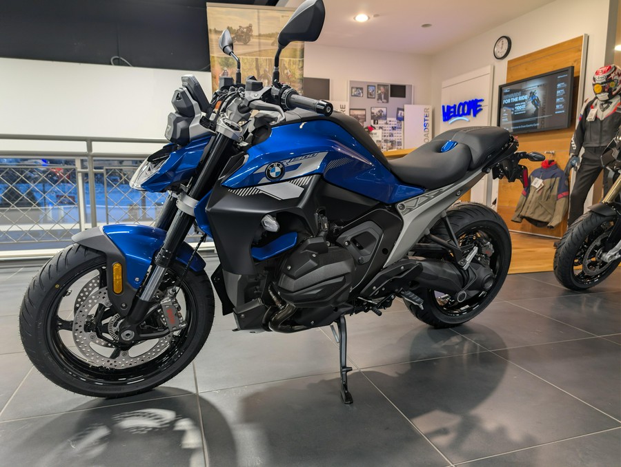 2026 BMW R 1300 R