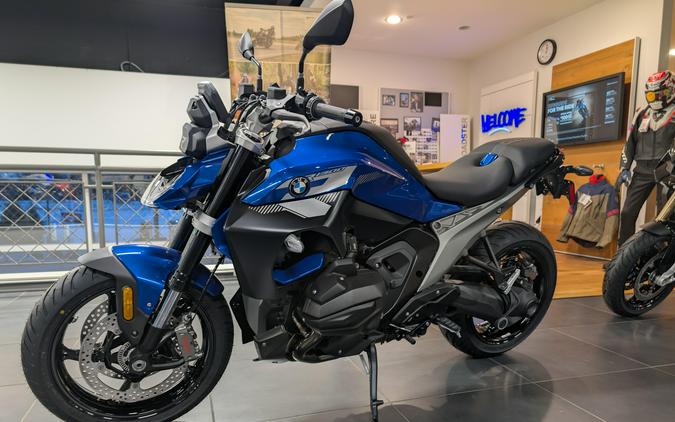 2026 BMW R 1300 R