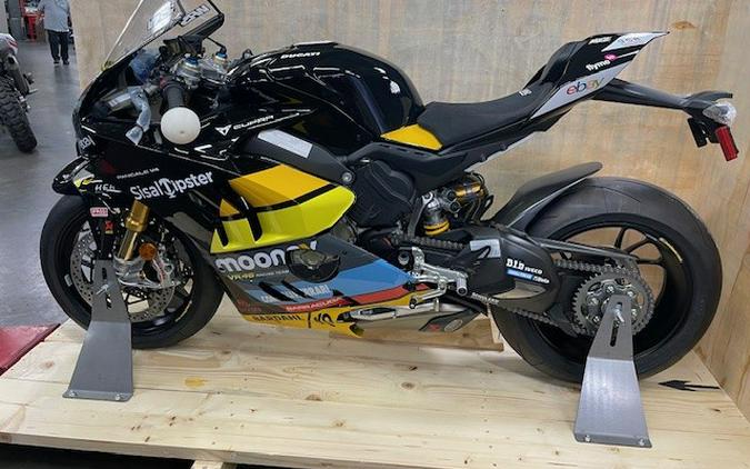 2024 Ducati Panigale V4 BEZZECCHI