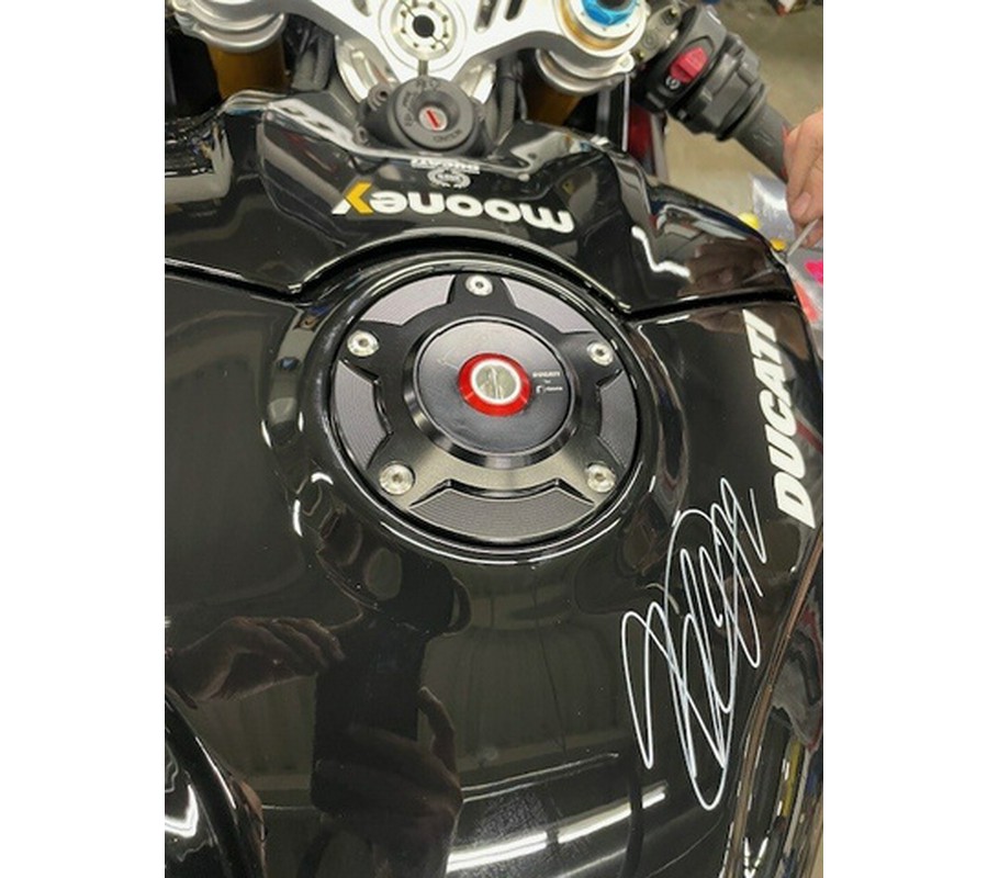 2024 Ducati Panigale V4 BEZZECCHI