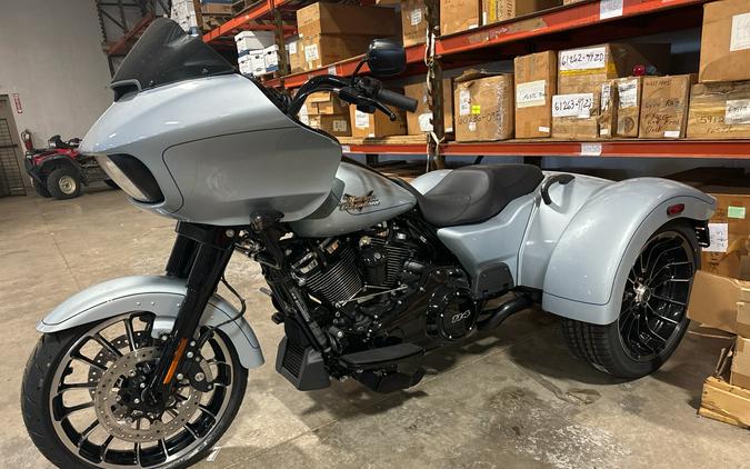 2024 Harley-Davidson Road Glide® 3