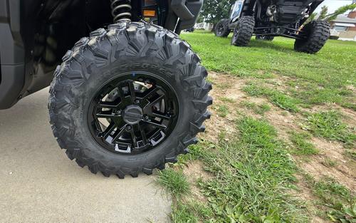 2026 Can-Am Defender MAX Limited HD11