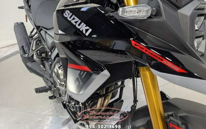 2025 Suzuki V-STROM 800DE