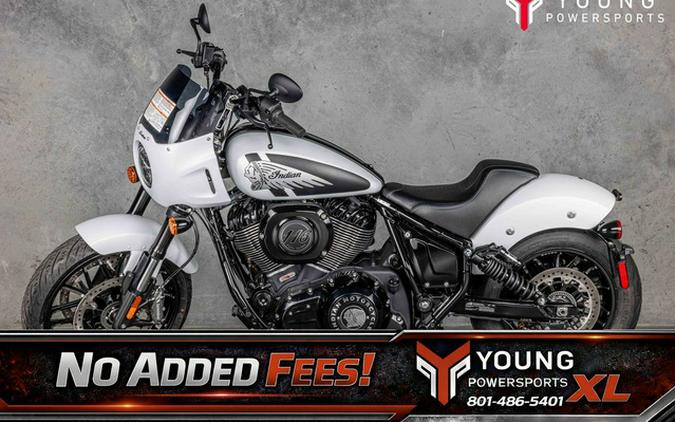 2025 Indian Sport Chief Ghost White Metallic Smoke