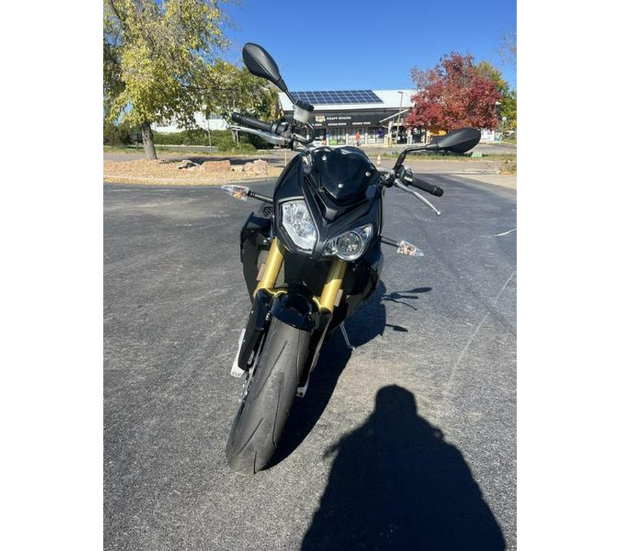 2019 BMW S 1000 R Black Storm Metallic