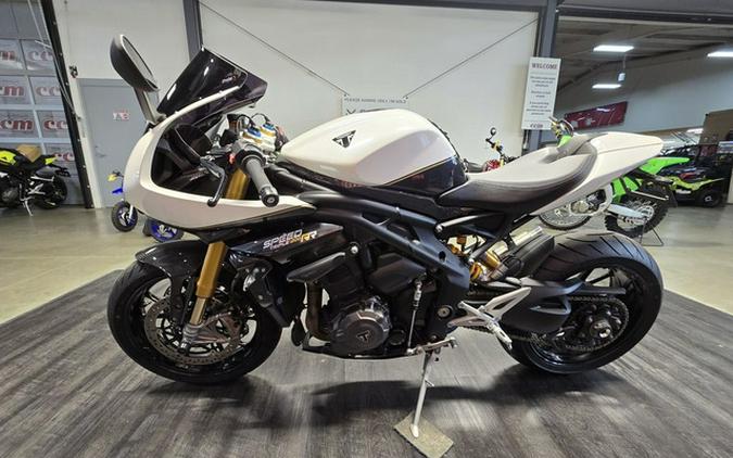 2022 Triumph Speed Triple 1200 RR