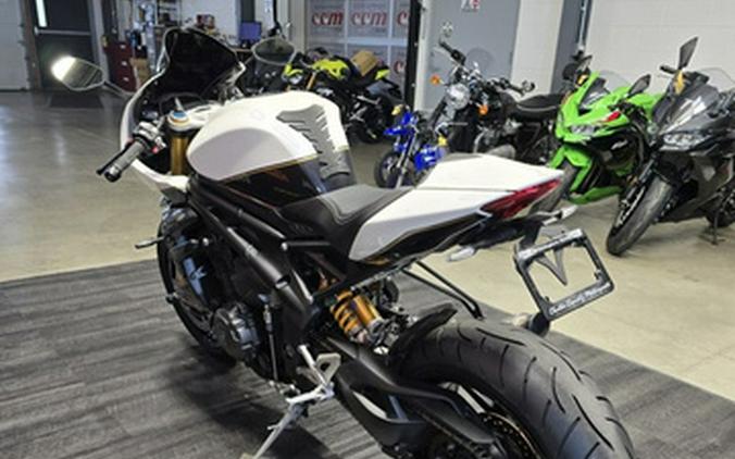 2022 Triumph Speed Triple 1200 RR