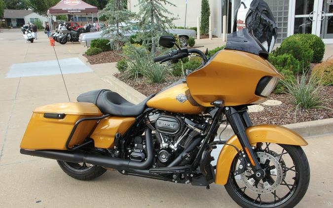 2023 Harley-Davidson Road Glide Special