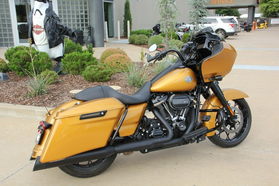 2023 Harley-Davidson Road Glide Special