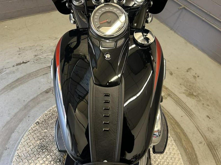 2025 Harley-Davidson® FLHC - Heritage Classic