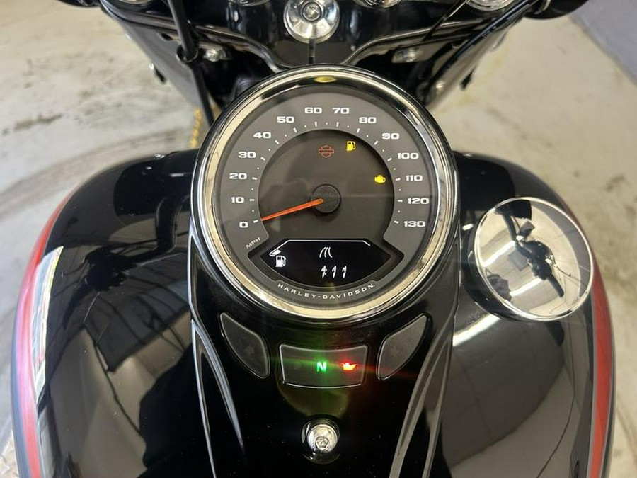 2025 Harley-Davidson® FLHC - Heritage Classic