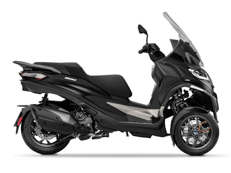 2025 Piaggio MP3 Maxi 530 Exclusive