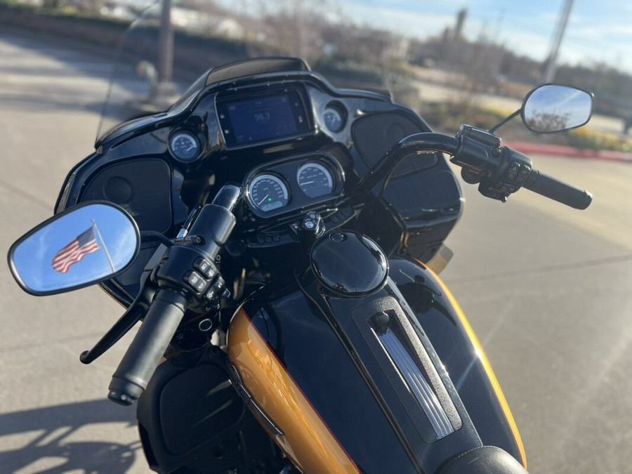 2023 Harley-Davidson® Road Glide® Limited FLTRK PROSPCT GLD/BLK