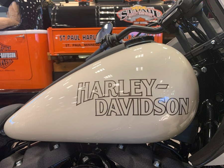 2023 Harley-Davidson Low Rider ST FXLRST