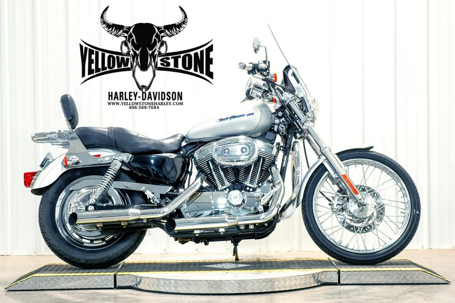 2004 Harley-Davidson® 1200 Custom Brilliant Silver