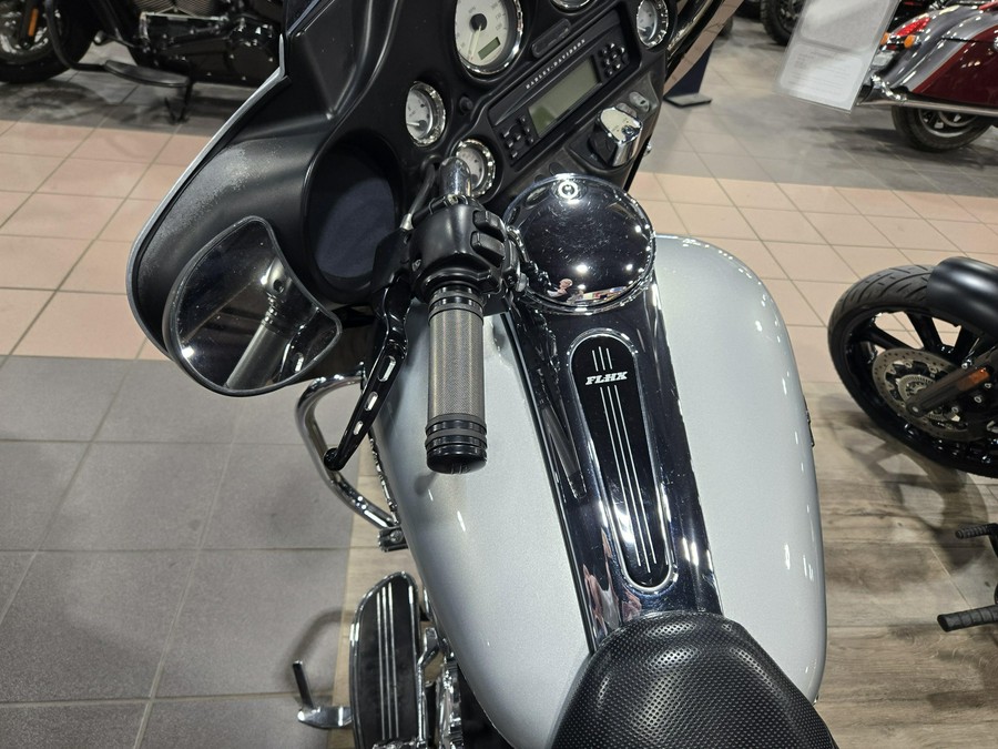 2010 HARLEY STREET GLIDE