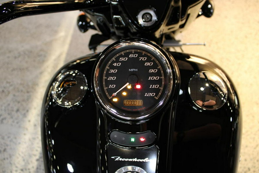 2024 Harley-Davidson® FLRT - Freewheeler®