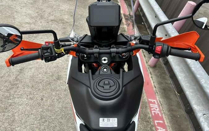 2026 KTM Adventure 390 R