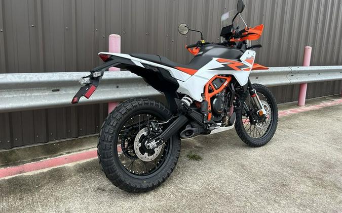 2026 KTM Adventure 390 R