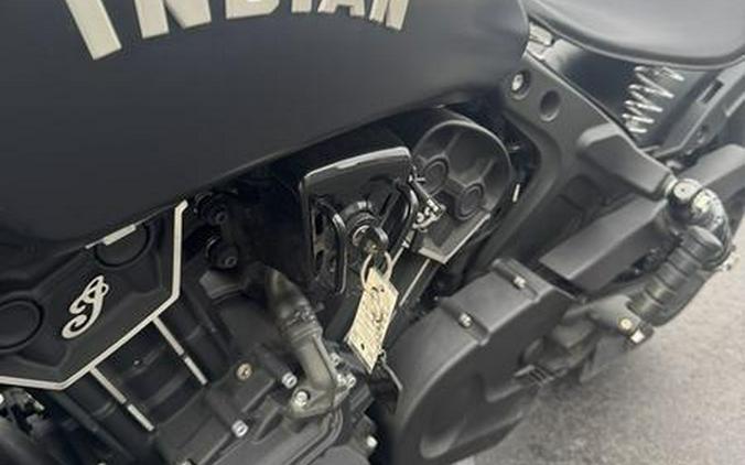 2020 Indian Motorcycle® Scout® Bobber ABS Thunder Black Smoke