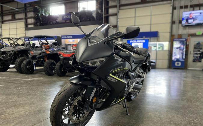 2026 Honda CBR650R E-Clutch