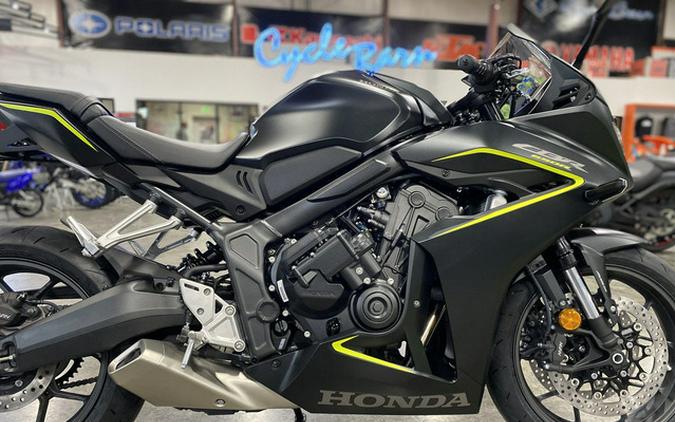 2026 Honda CBR650R E-Clutch