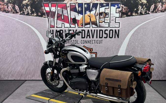 2025 Triumph Bonneville Bobber