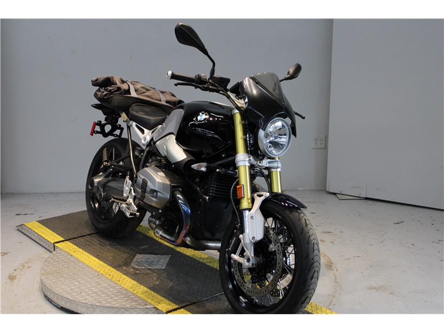 2016 BMW RNINET