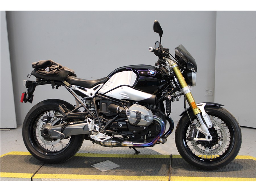 2016 BMW RNINET