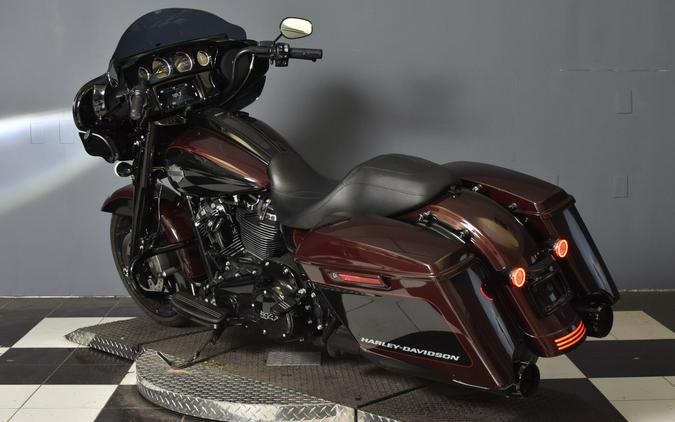 2022 Harley-Davidson Street Glide Special Midnight Crimson/Vivid Black FLHXS