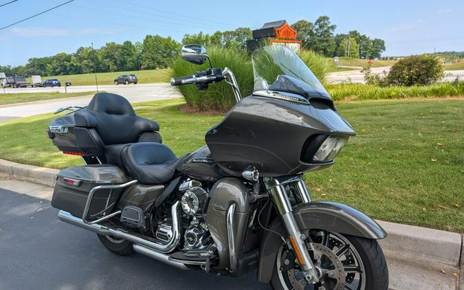 2018 Harley-Davidson Road Glide Ultra Industrial Gray