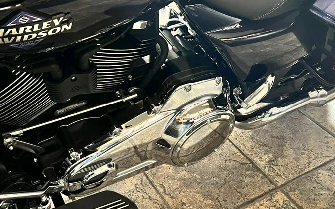 2025 Harley-Davidson® Street Glide® Mystic Shift