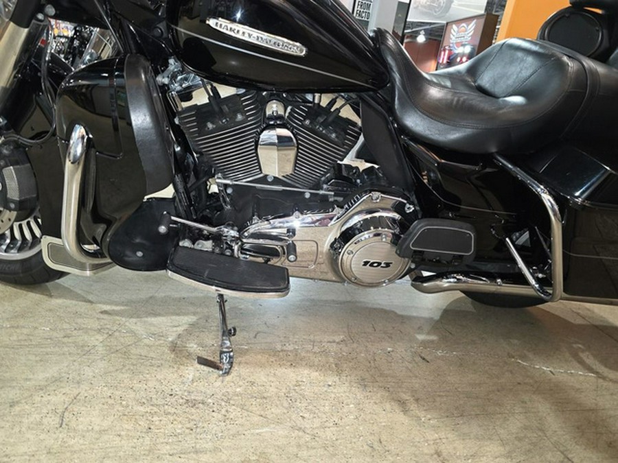 2013 Harley-Davidson FLHTK - Electra Glide Ultra Limited