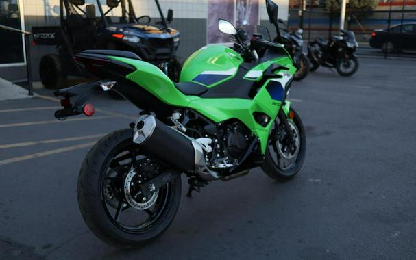 2026 Kawasaki Ninja® 500 SE ABS