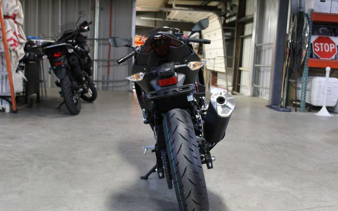 2026 Kawasaki Ninja® 500 ABS