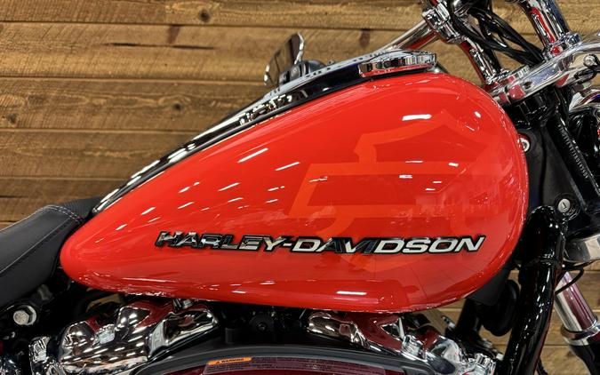 2026 Harley-Davidson® Breakout® Blood Orange Chrome Trim FXBR