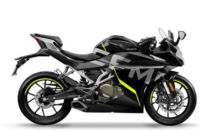 2023 CFMOTO 300SS BLACK