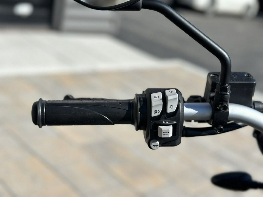 2024 Ducati Scrambler Icon (2G) Black