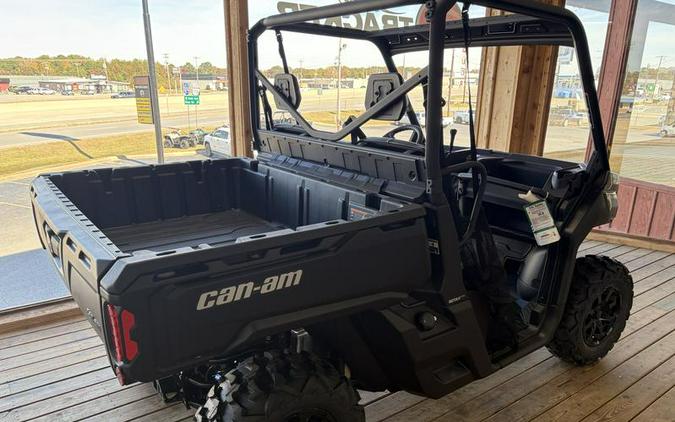 2025 Can-Am® Defender DPS HD7 Compass Green